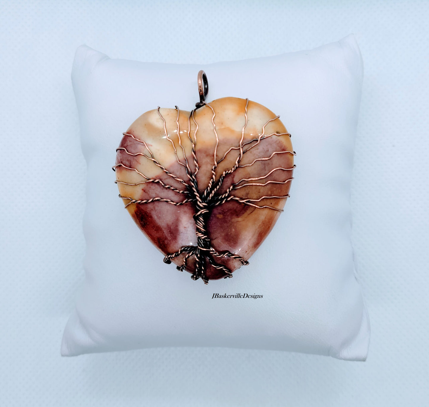 Mookiate Carved Heart Tree of LIfe Necklace