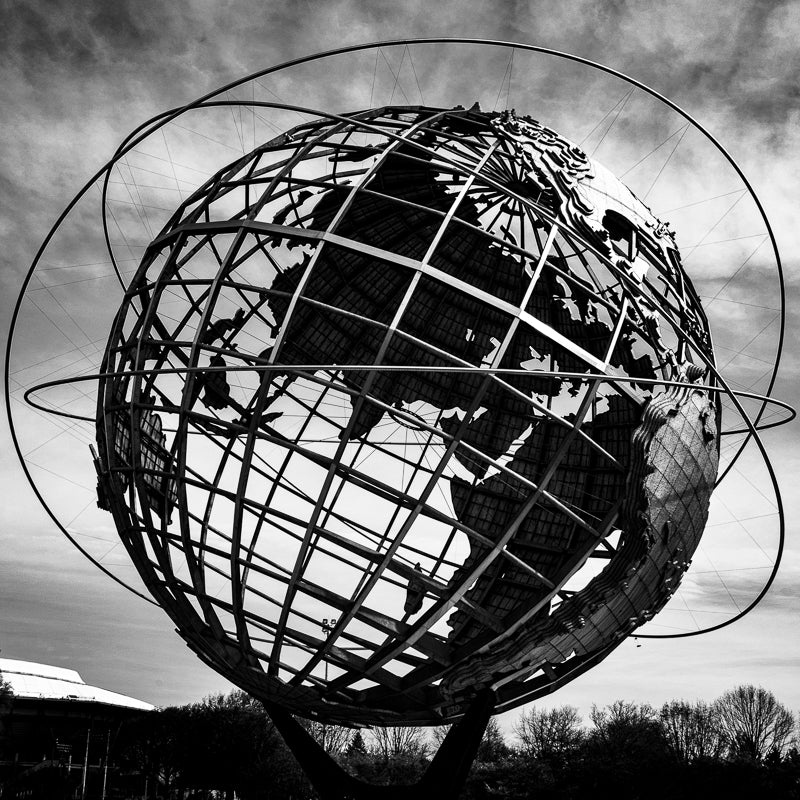 Unisphere in Black & White