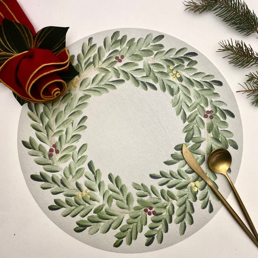 Wreath-on-Round Place-Setting