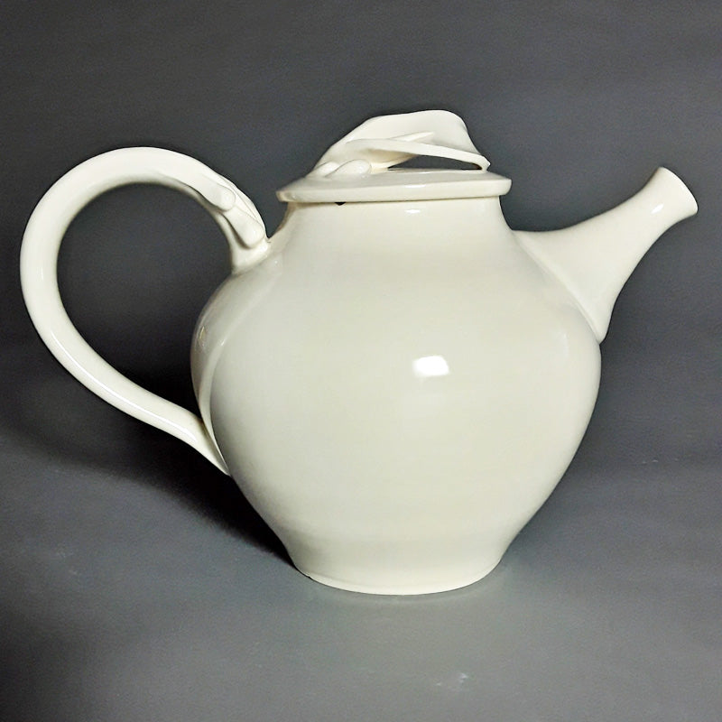 Lily Teapot