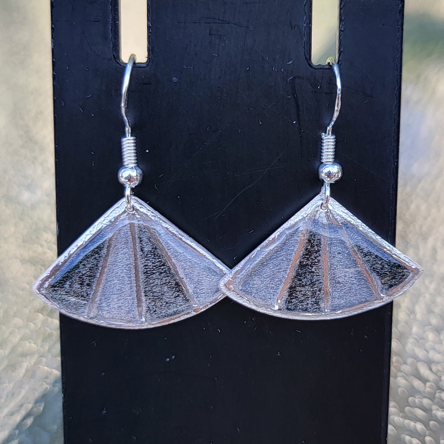 Fan-Shaped Earrings with Color and Resin