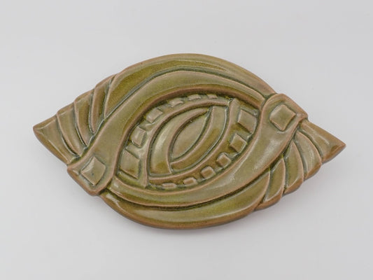 Leaf Eye Design Small Server