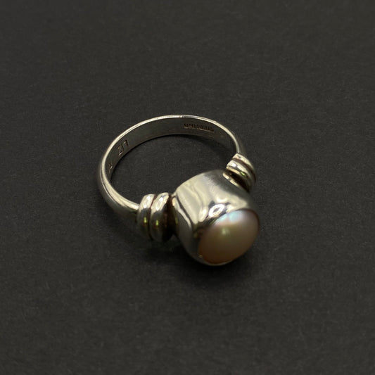 Pearl Ring