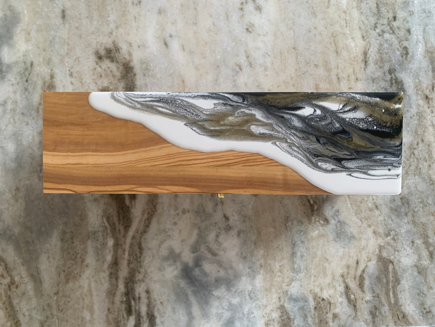 Wine Box with Accessories