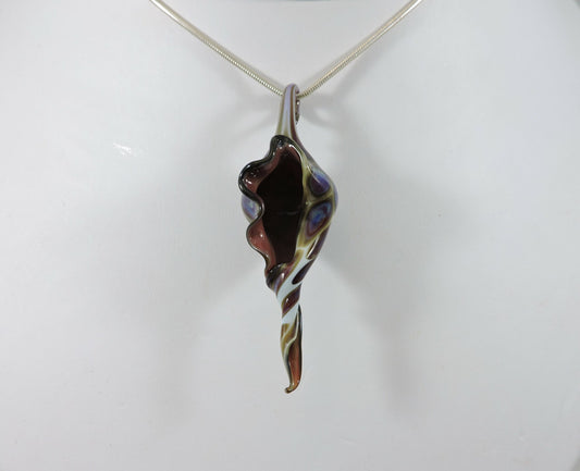 Chromacolor Seashell Pendant